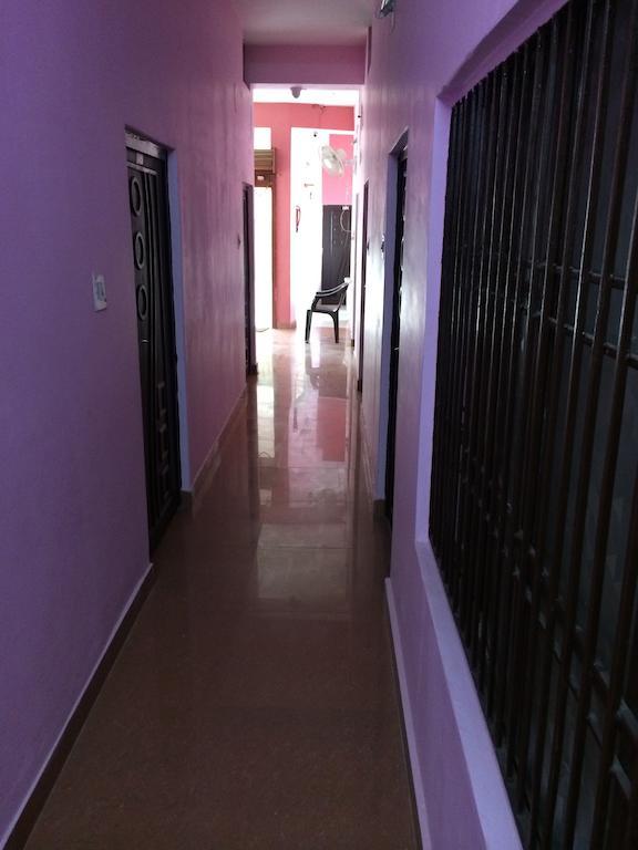 Hotel pragya international Varanasi Esterno foto